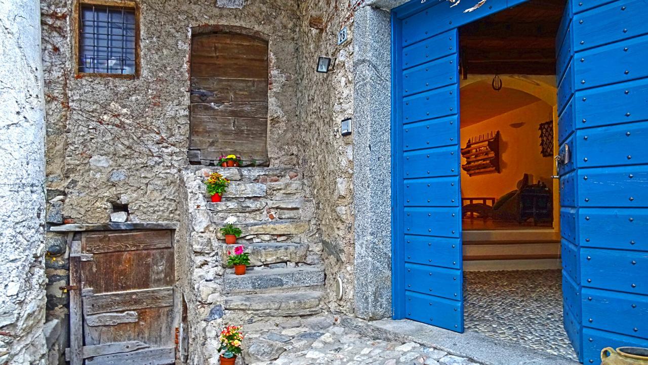 Rustico Colonna House By Gardadomusmea Apartment Vesio Bagian luar foto
