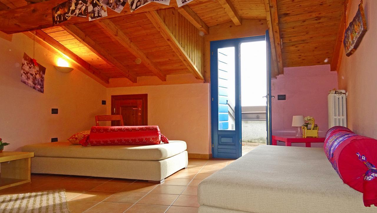 Rustico Colonna House By Gardadomusmea Apartment Vesio Bagian luar foto